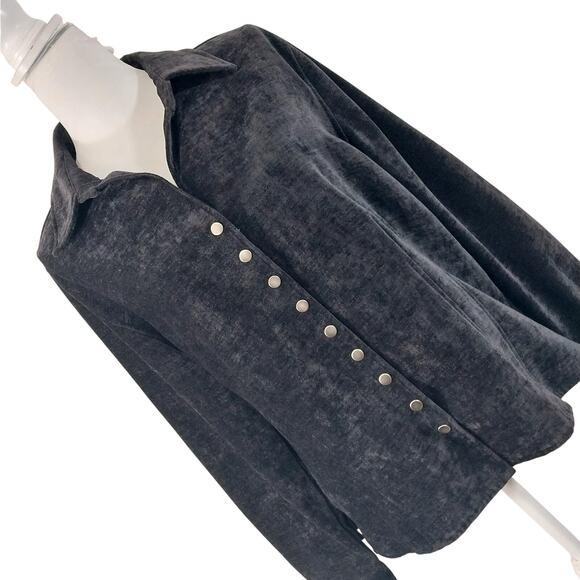 NWOT! CHRISTOPHER & BANKS! BLACK CRUSHED VELVET FULL SNAP FRONT TOP! SZ XL - Picture 1 of 9